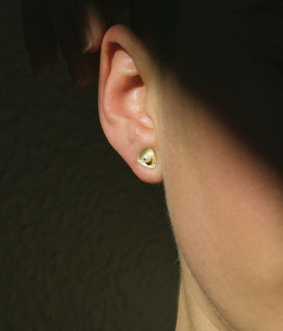 Small feelings earrings