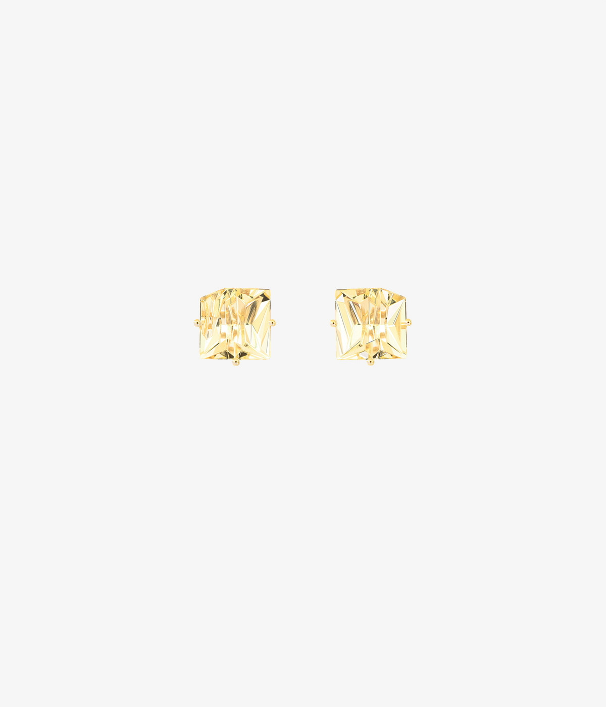 Gold earrings golden beryls