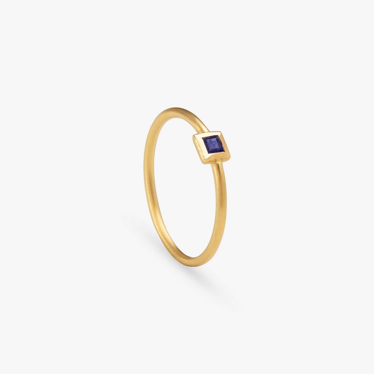 Anillo Simple y Zafiro Princesa