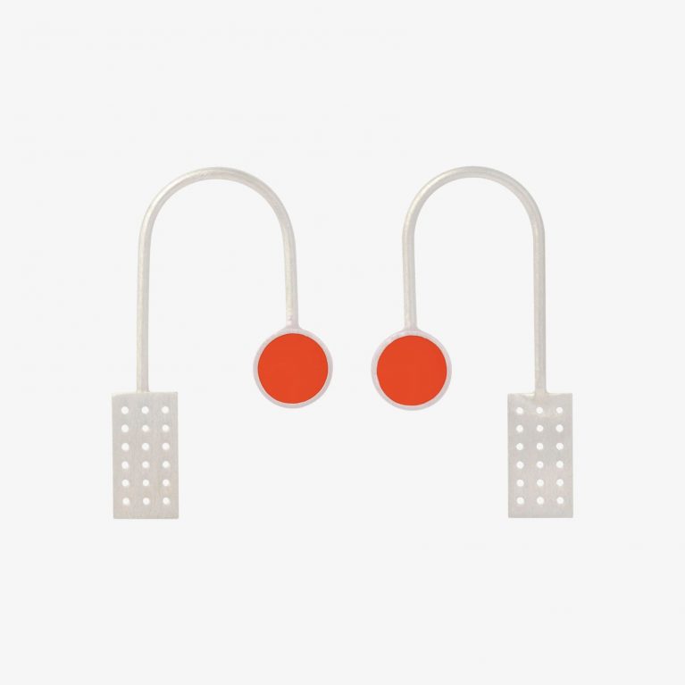 Pendientes Intrínseca Vida Satélite
