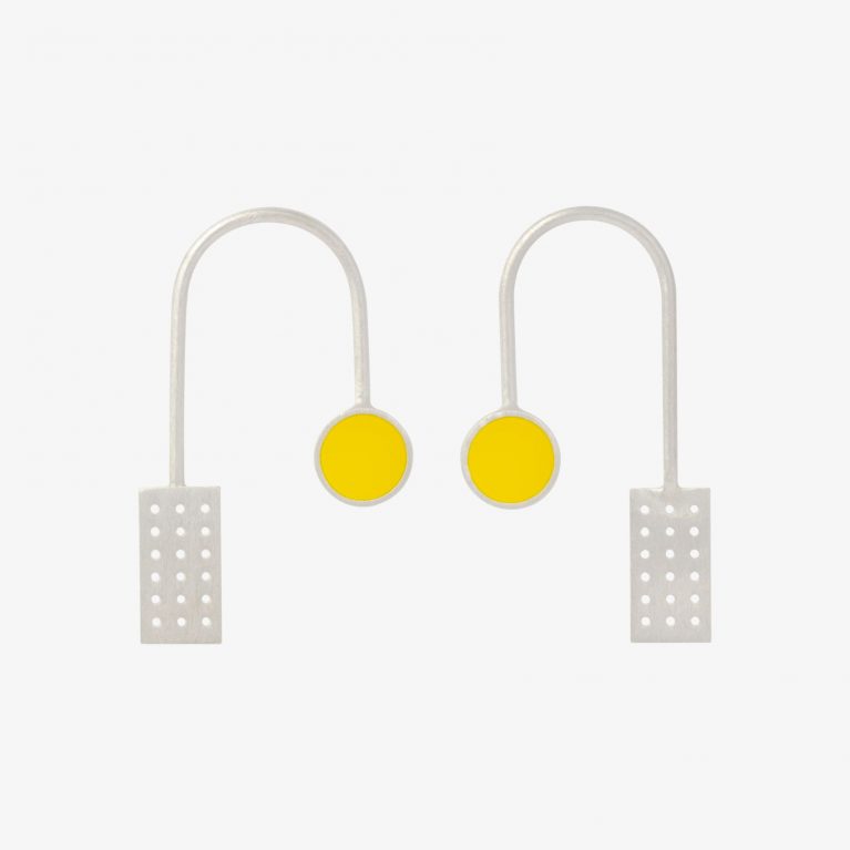 Pendientes Intrínseca Vida Satélite