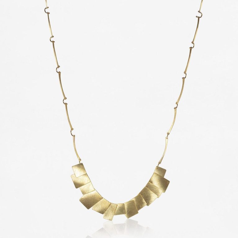 Collar Aire 42 cm