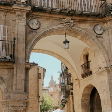 Plaza Mayor de Salamanca, cerca de la calle Arco donde está la joyería Pepe Alba